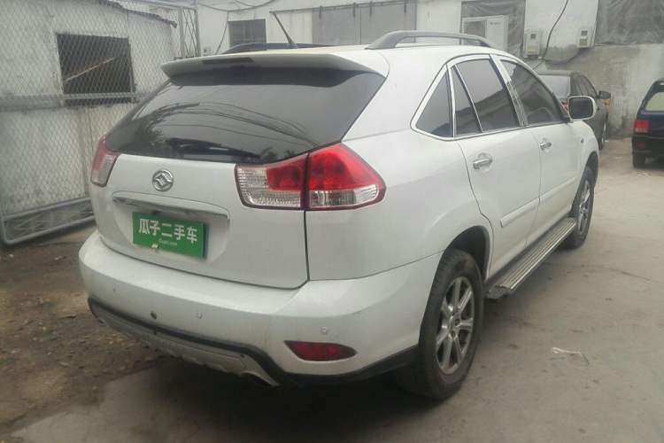 Used Huanghai Qisheng V3 2011 2.0L Ultra-Luxury Version Rear Right 45 Deg