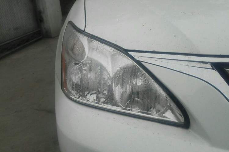 Used Huanghai Qisheng V3 2011 2.0L Ultra-Luxury Version Right Front Headlight