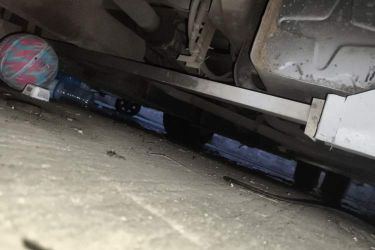 Used Huanghai Ruitu  Chassis Front Left