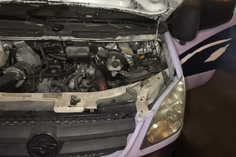Used Huanghai Ruitu  Engine Bay Left