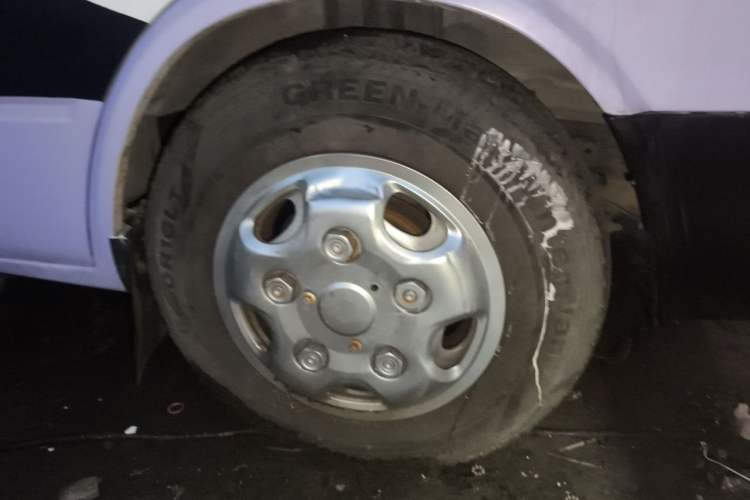 Used Huanghai Ruitu  Right Front Wheel Hub