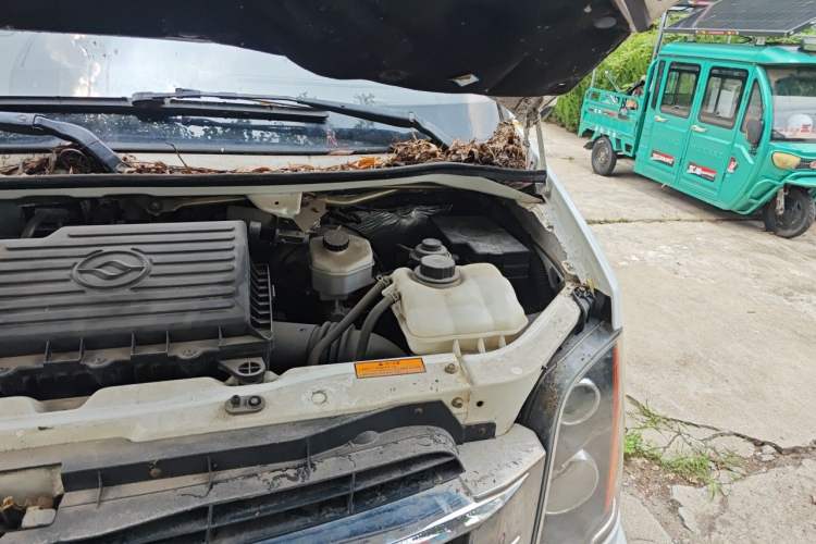Used Huanghai Ruitu 2016 2.8T Express Edition Engine Bay Left