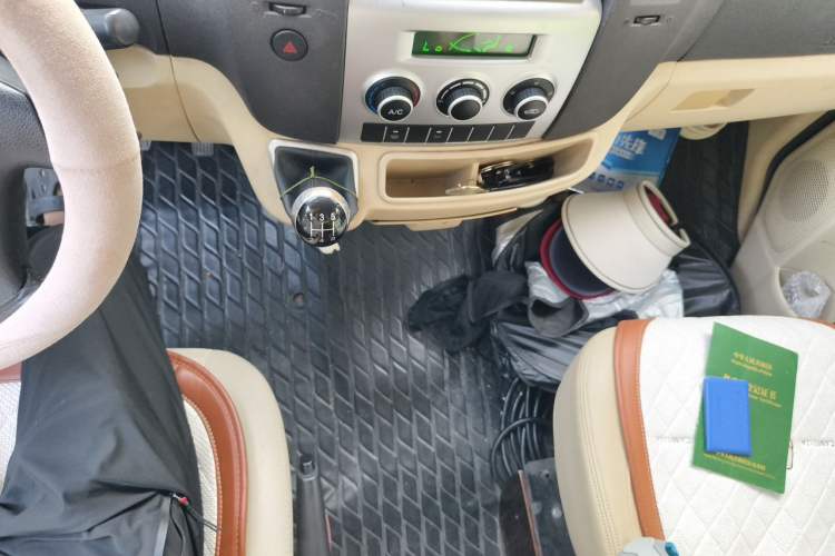 Used Huanghai Ruitu 2016 2.8T Express Edition Gear Lever