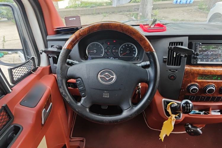 Used Huanghai Ruitu 2016 2.8T Express Edition Steering Wheel