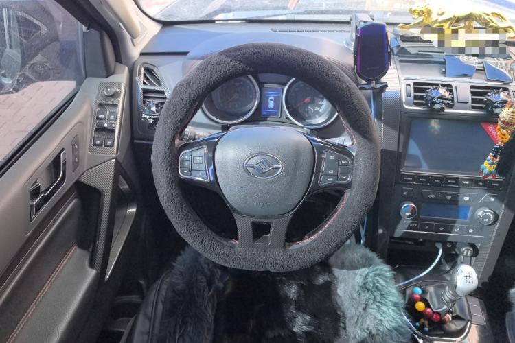 Used Huanghai Weilong 2019 2.4T Gasoline Manual 4x4 Ultimate Edition China VI 4K22D4T Steering Wheel