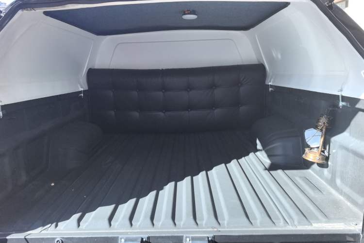 Used Huanghai Weilong 2019 2.4T Gasoline Manual 4x4 Ultimate Edition China VI 4K22D4T Trunk