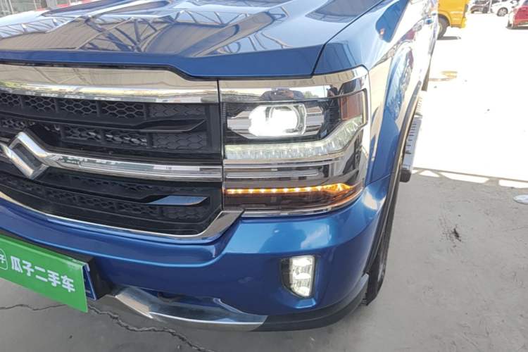 Used Huanghai Weilong 2019 2.4T Gasoline Manual Two-Wheel Drive Sport Edition 4K22D4T Left Front Headlight
