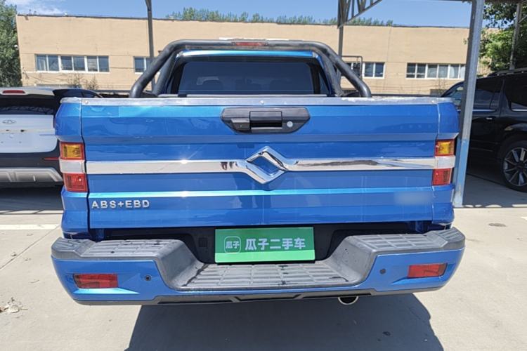 Used Huanghai Weilong 2019 2.4T Gasoline Manual Two-Wheel Drive Sport Edition 4K22D4T Rear