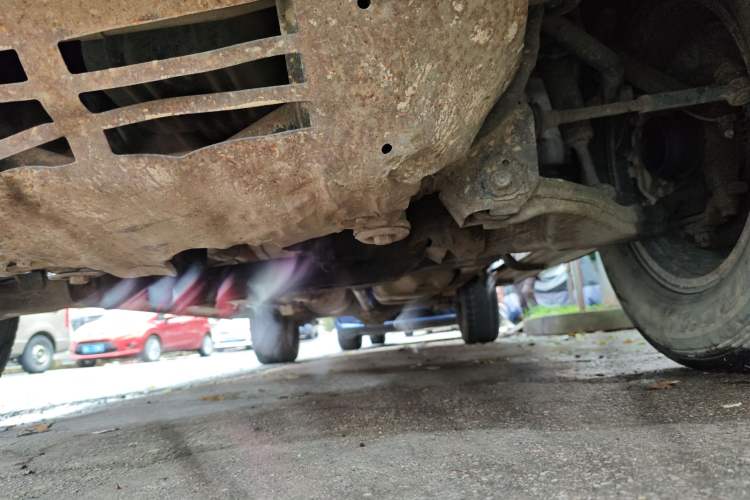 Used Huanghai Xianglong 2016 2.8T Diesel 4x4 Value Edition JE493ZLQ4CB Chassis Front