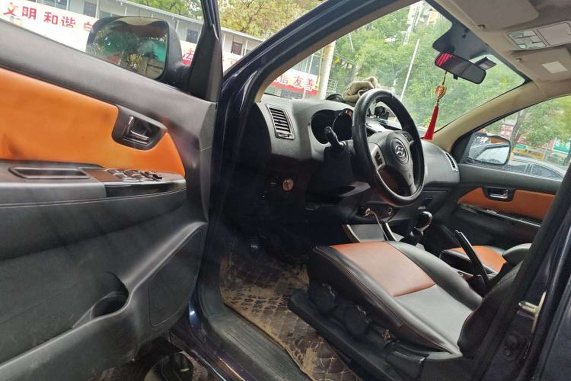 Used Huanghai Xianglong 2016 2.8T Diesel 4x4 Value Edition JE493ZLQ4CB Driver Seat