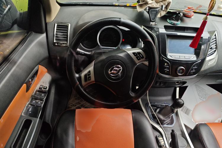 Used Huanghai Xianglong 2016 2.8T Diesel 4x4 Value Edition JE493ZLQ4CB Steering Wheel
