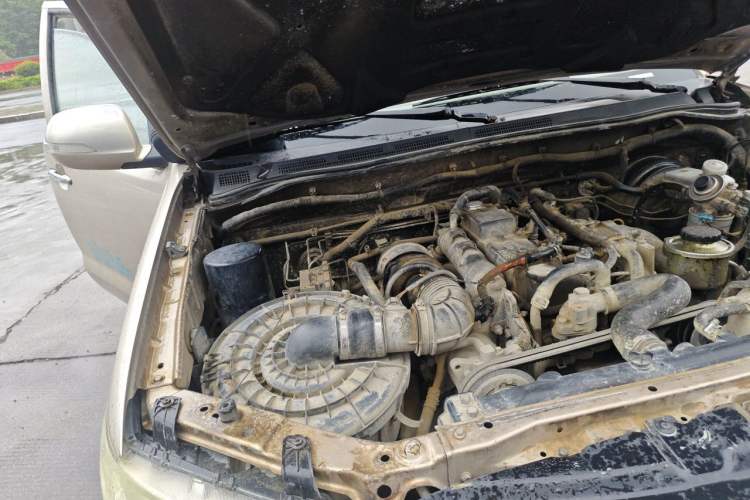 Used Huanghai Xianglong 2014 2.8T Diesel Elite Edition JE493ZLQ4CB Engine Bay Right