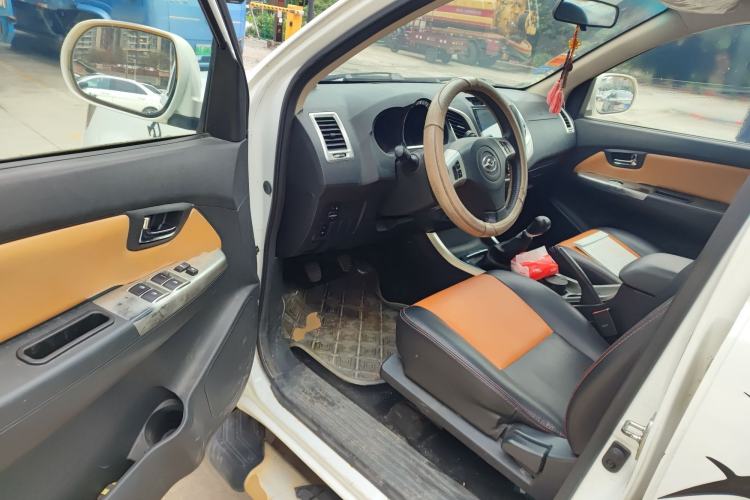 Used Huanghai Xianglong 2016 2.8T Diesel Two-Wheel-Drive Value Edition JE493ZLQ4CB Driver Seat