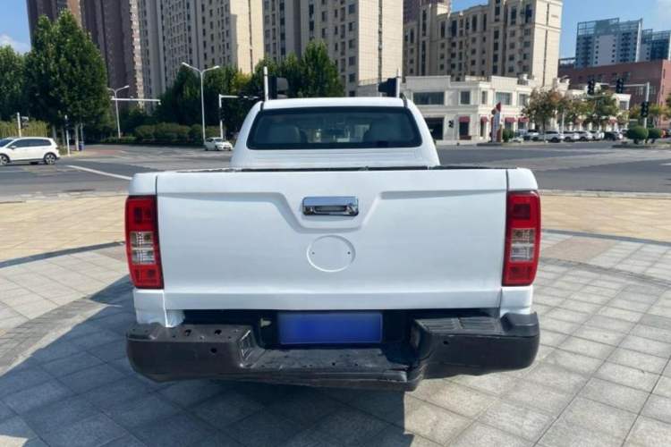 Used Huanghai Xianglong 2016 2.8T Diesel Two-Wheel Drive New Elite Edition JE493ZLQ4CB Exterior 4