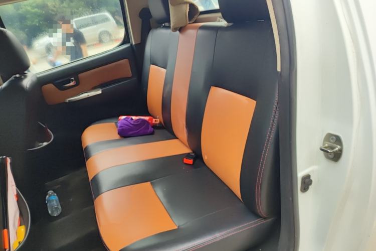 Used Huanghai Xianglong 2016 2.8T Diesel Two-Wheel-Drive Value Edition JE493ZLQ4CB Left Rear Seat