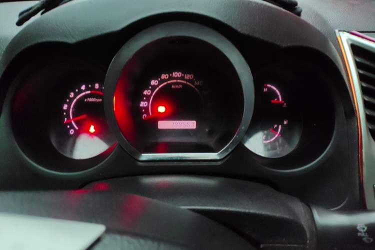 Used Huanghai Xianglong 2017 2.8T N1S Extended-Size Diesel Two-Wheel Drive Sport Edition JE493ZLQ4CB Instrument Cluster