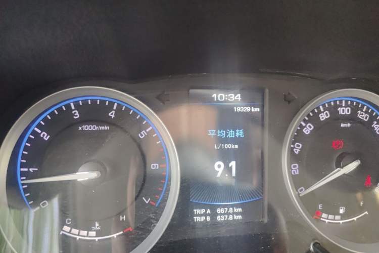 Used Huanghai Xianglong 2020 2.4T N1S Two-Wheel Drive Gasoline Sport Edition with Extended Flat-Bottom Cargo Bed China VI Emission Standard 4K22D4T Odometer Close Up