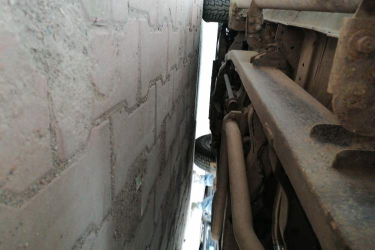 Used Huanghai Xiao Chaishen 2007 2.4T Diesel Standard Version Chassis Rear Left