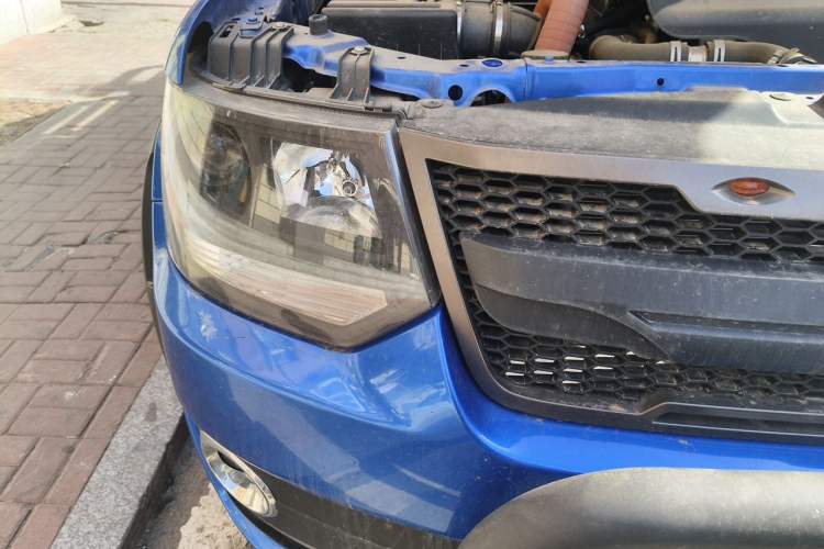 Used Huanghai Ye Niu  Right Front Headlight