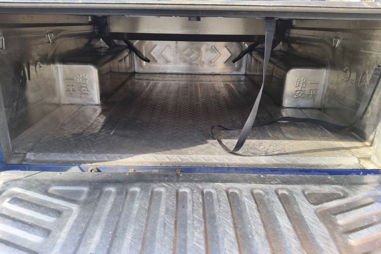 Used Huanghai Ye Niu  Trunk
