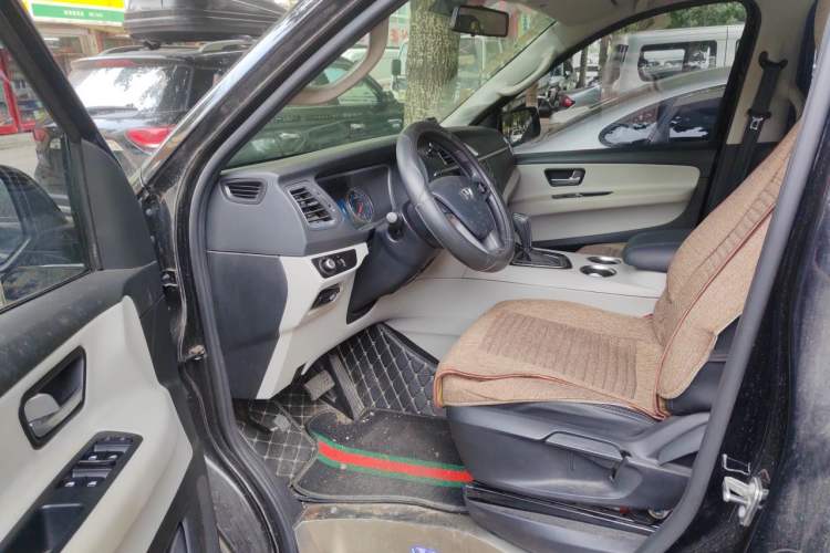 Used Huasong 7 2015 2.0T Automatic Comfort Model Driver Seat