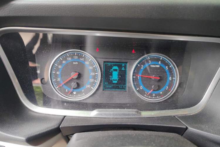 Used Huasong 7 2015 2.0T Automatic Comfort Model Instrument Cluster