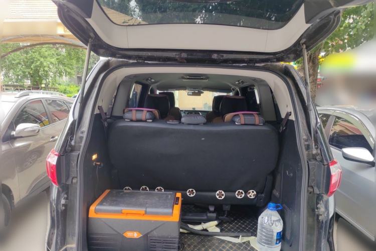 Used Huasong 7 2015 2.0T Automatic Comfort Model Trunk