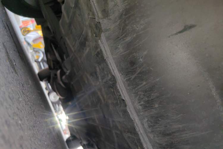 Used Huasong 7 2015 2.0T Automatic Comfort Model Chassis Front