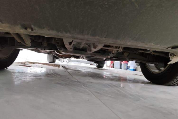 Used Huasong 7 2015 2.0T Automatic Comfort Model Chassis Front