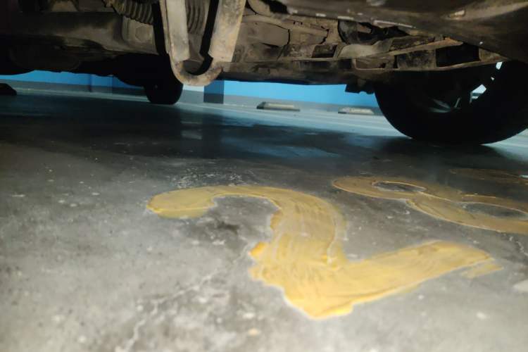 Used Huasong 7 2015 2.0T Automatic Comfort Model Chassis Front Right