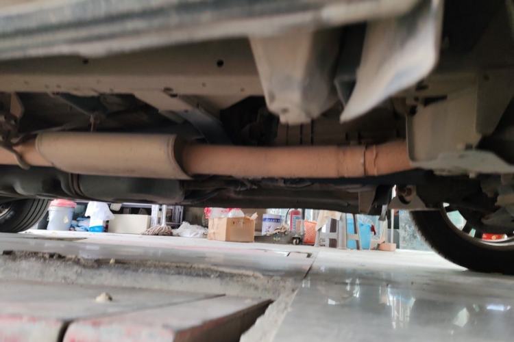 Used Huasong 7 2015 2.0T Automatic Comfort Model Chassis Front Right