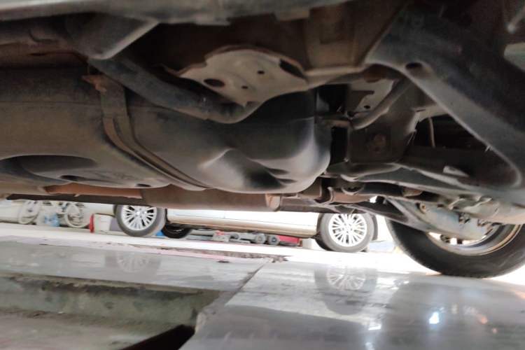 Used Huasong 7 2015 2.0T Automatic Comfort Model Chassis Rear Left