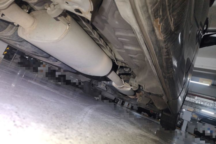 Used Huasong 7 2015 2.0T Automatic Comfort Model Chassis Rear Right