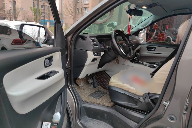 Used Huasong 7 2015 2.0T Automatic Comfort Model Driver Seat
