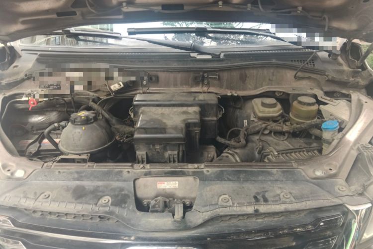 Used Huasong 7 2015 2.0T Automatic Comfort Model Engine Bay