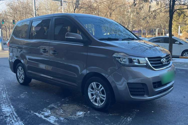 Used Huasong 7 2015 2.0T Automatic Comfort Model Exterior 4