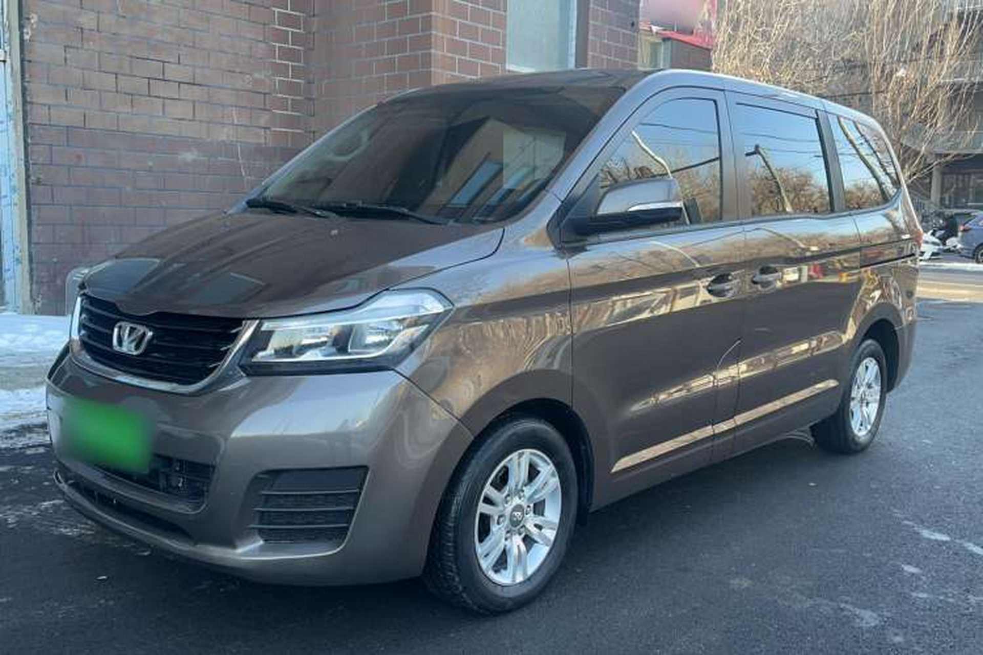 Used Huasong 7 2015 2.0T Automatic Comfort Model Front Left 45 Deg