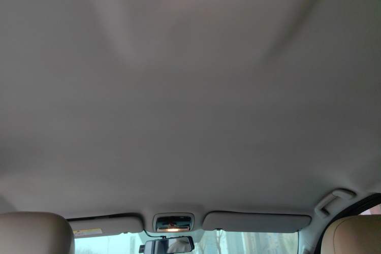 Used Huasong 7 2015 2.0T Automatic Comfort Model Headliner