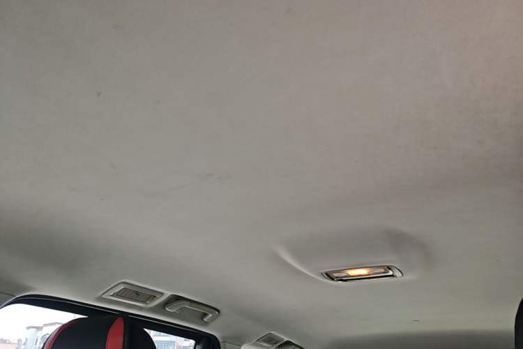 Used Huasong 7 2015 2.0T Automatic Comfort Model Headliner