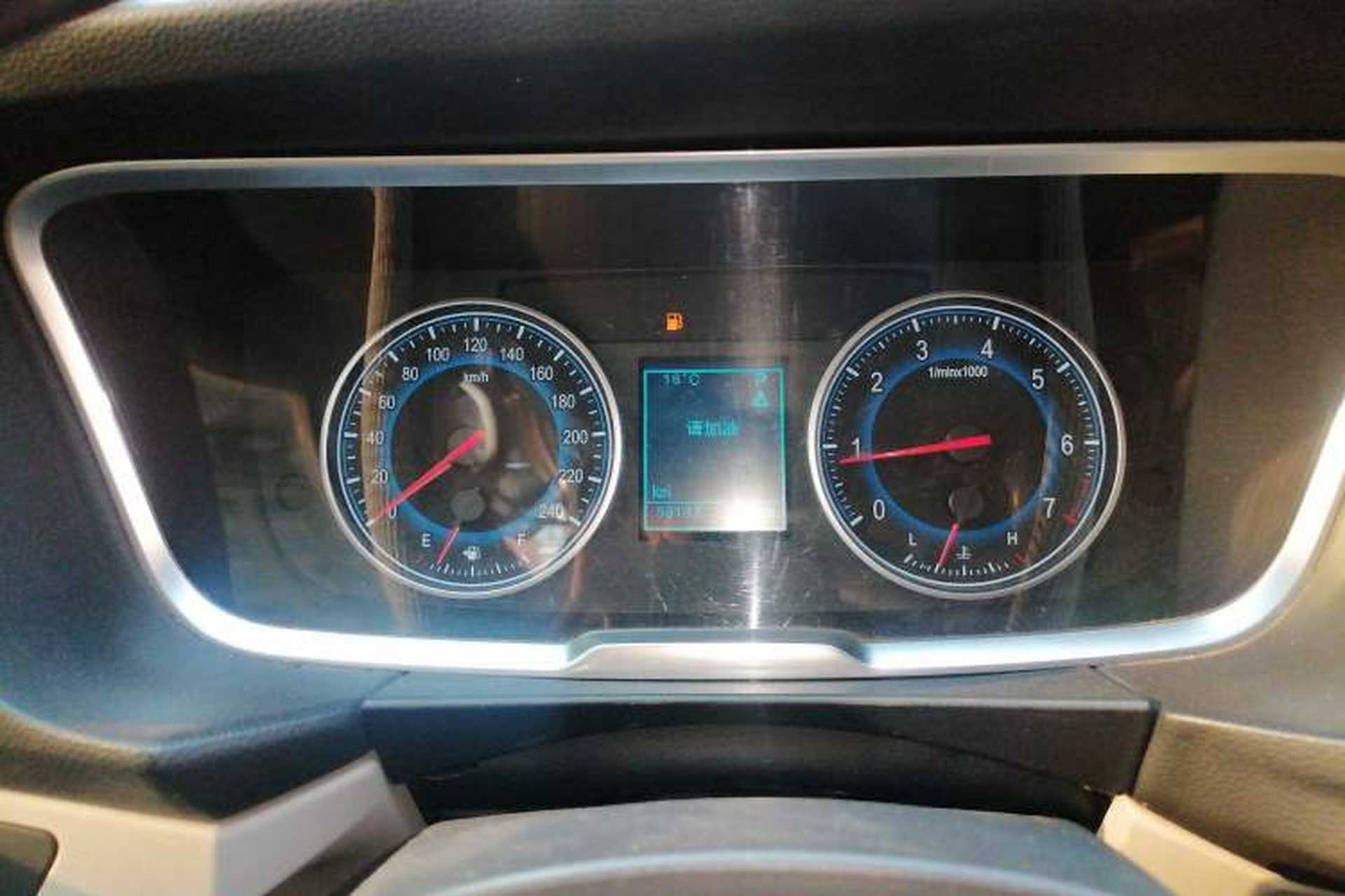 Used Huasong 7 2015 2.0T Automatic Comfort Model Instrument Cluster