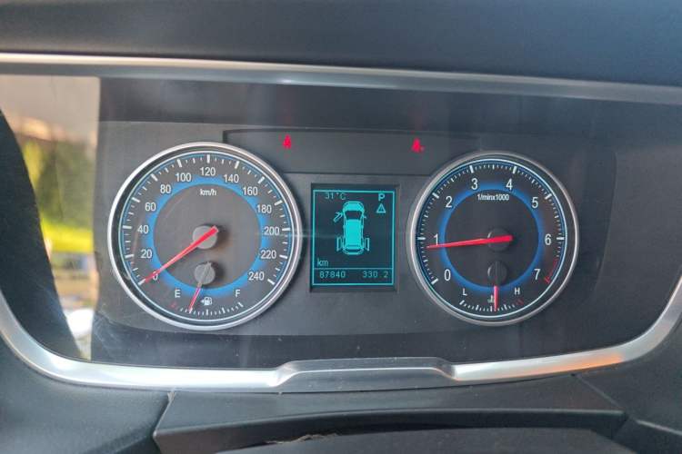 Used Huasong 7 2015 2.0T Automatic Comfort Model Instrument Cluster
