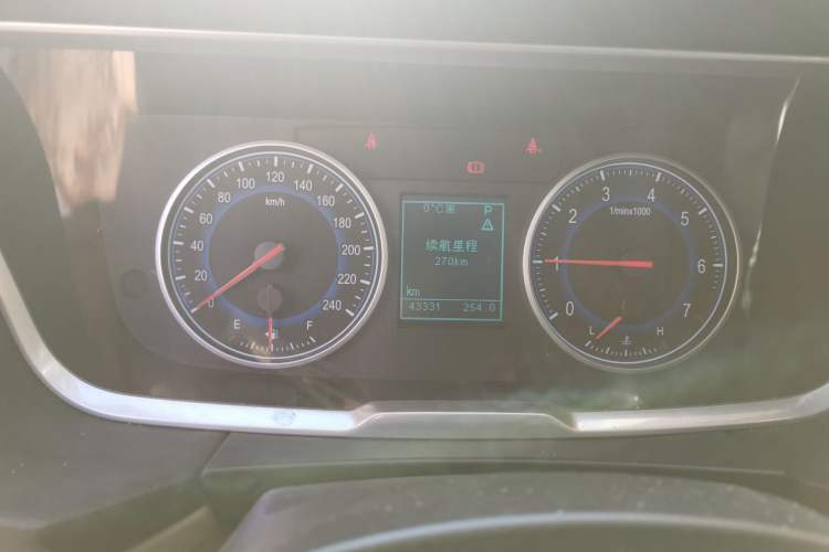 Used Huasong 7 2015 2.0T Automatic Comfort Model Instrument Cluster