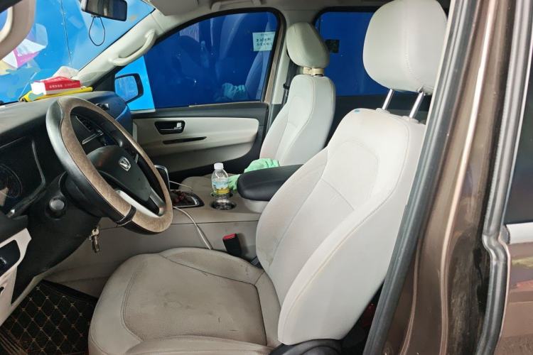 Used Huasong 7 2015 2.0T Automatic Comfort Model Left Front Seat