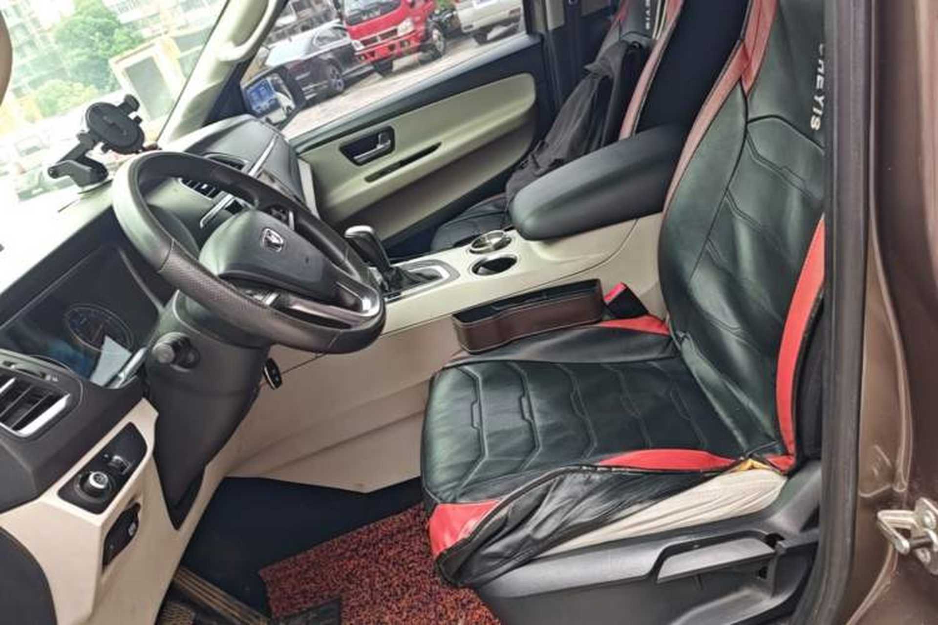 Used Huasong 7 2015 2.0T Automatic Comfort Model Left Front Seat