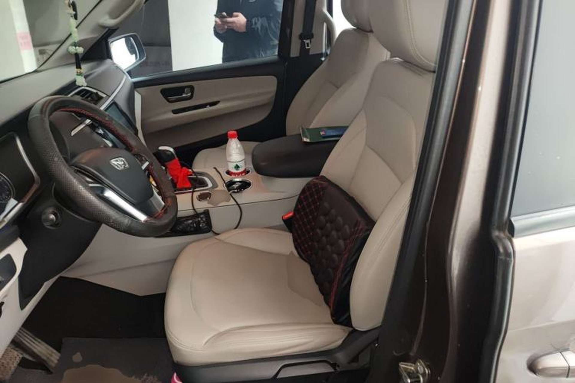 Used Huasong 7 2015 2.0T Automatic Comfort Model Left Front Seat