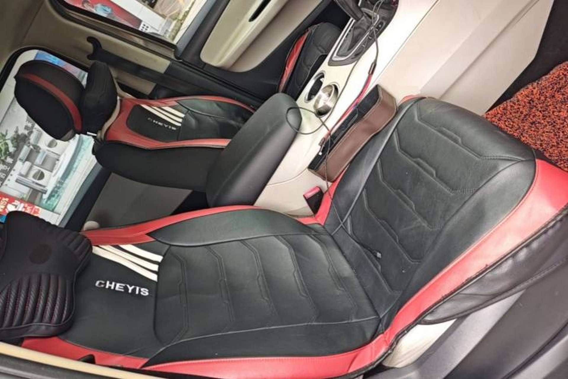 Used Huasong 7 2015 2.0T Automatic Comfort Model Right Front Seat
