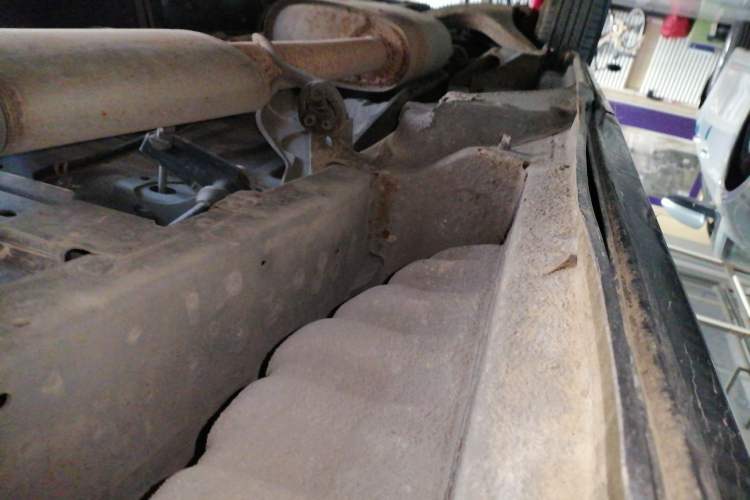 Used Huasong 7 2015 2.0T Automatic Comfort Model Right Side Sill