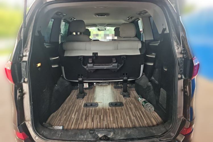 Used Huasong 7 2015 2.0T Automatic Comfort Model Trunk