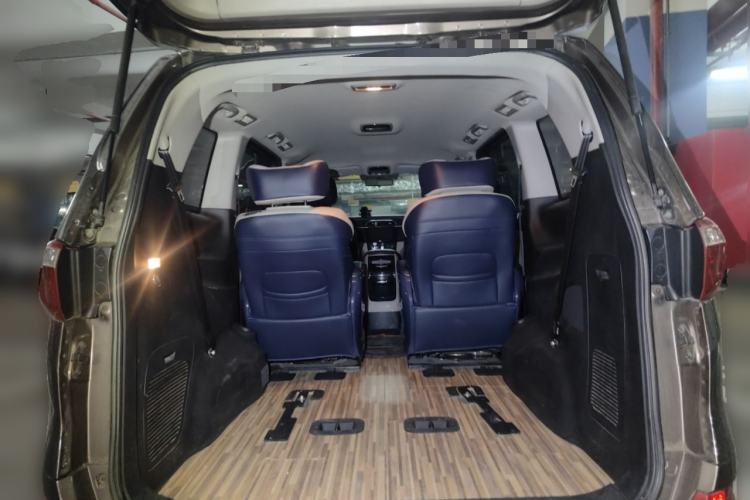 Used Huasong 7 2015 2.0T Automatic Comfort Model Trunk