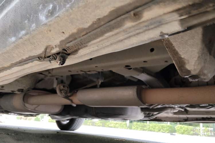 Used Huasong 7 2015 2.0T Automatic Comfort Model Chassis Front Right